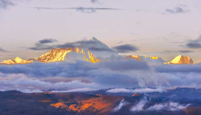 南宫28ng喜马拉雅山是哪两个板块挤压形成的 喜马拉雅山脉是什么板块与什么板块挤(图3)
